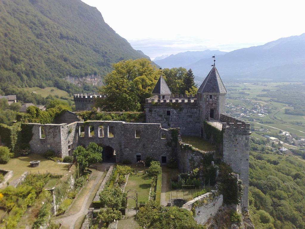 Maison De Savoie Saint-Pierre-dʼAlbigny Esterno foto